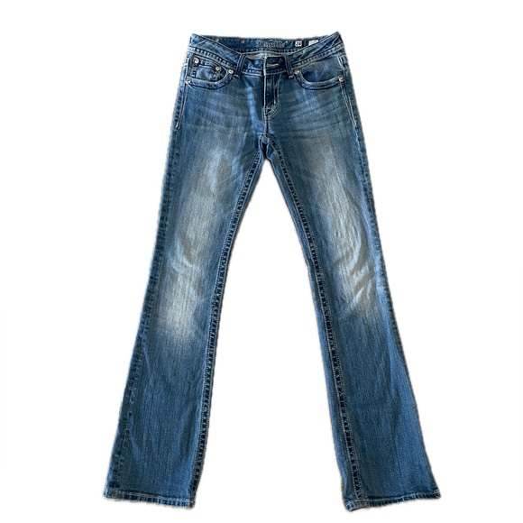 Miss Me Jeans with rhinestones size 28 boot cut inseam 34 - Picture 2 of 9